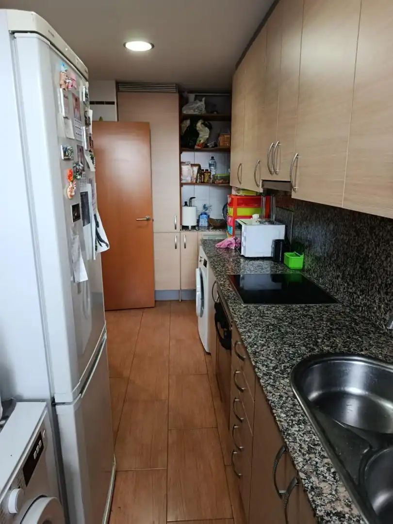 Kitchen of Flat for rent in Terrassa  with Heating, Parquet flooring and Community parking