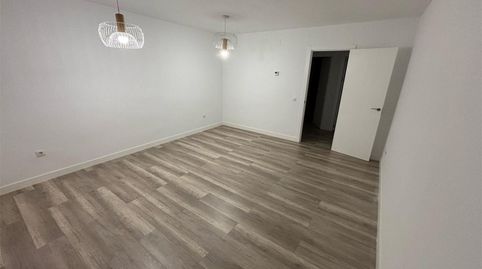 Foto 2 de Piso de alquiler en Paseo de Saler, 6, La Avanzada - La Cueva, Fuenlabrada