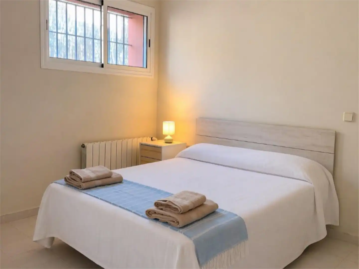 Houses for rent in Camino de La Bermeja, 14, El Ancla Bedroom of Houses for rent in El Puerto de Santa María with Air Conditioner, Heating and Private garden