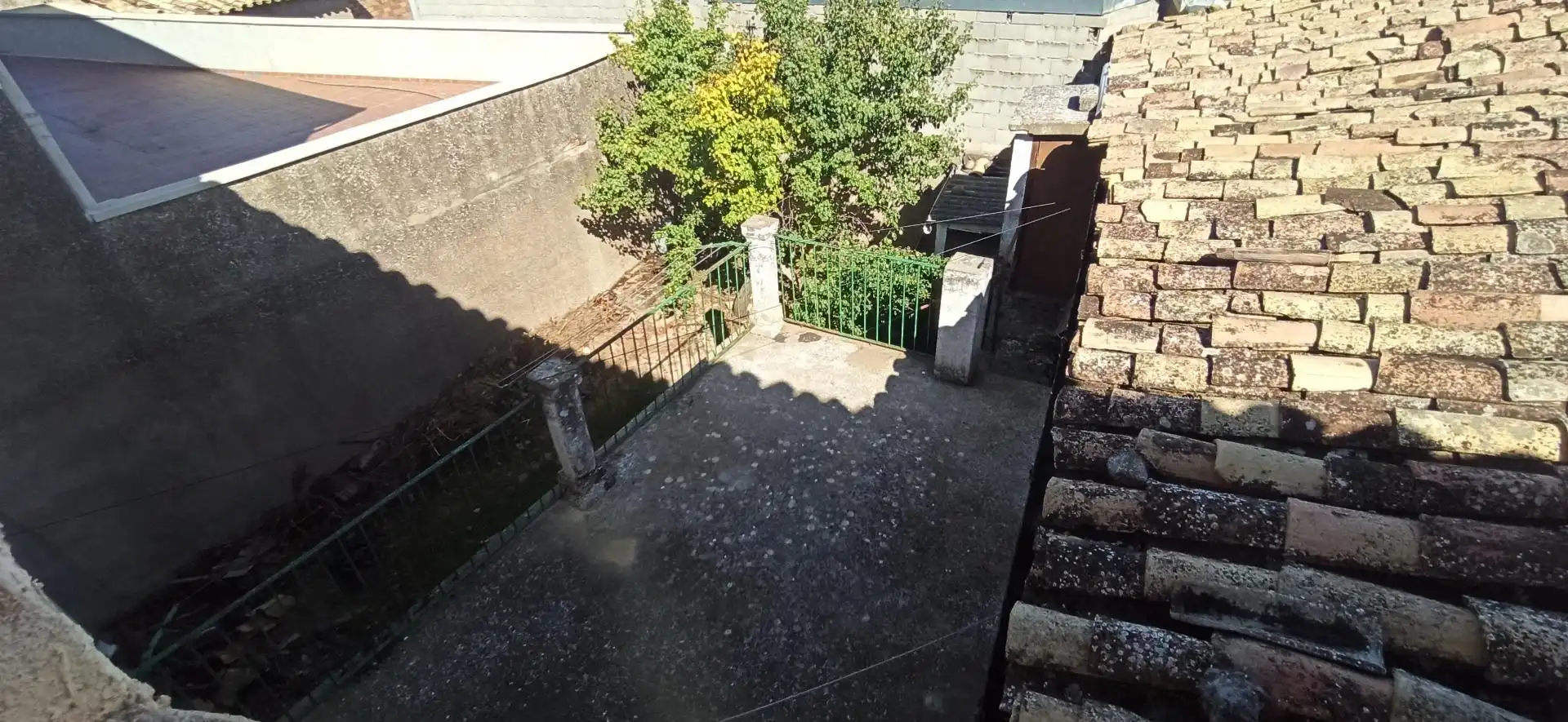 Casa adosada en venta en Calle las Eras, 5, Loscorrales Casa adosada en venta en Loscorrales con Calefacción, Trastero y Amueblado