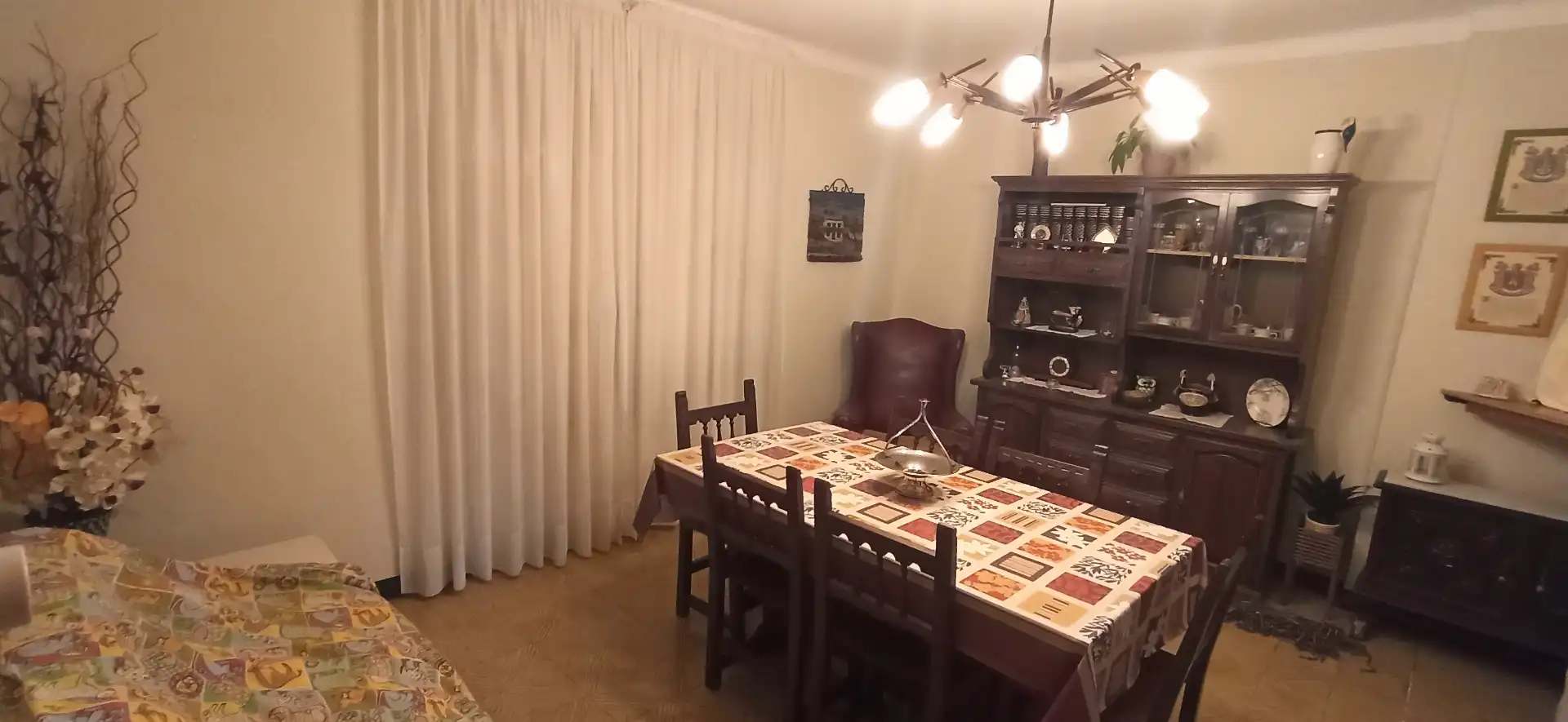 Casa adosada en venta en Calle las Eras, 5, Loscorrales Comedor de Casa adosada en venta en Loscorrales con Calefacción, Trastero y Amueblado
