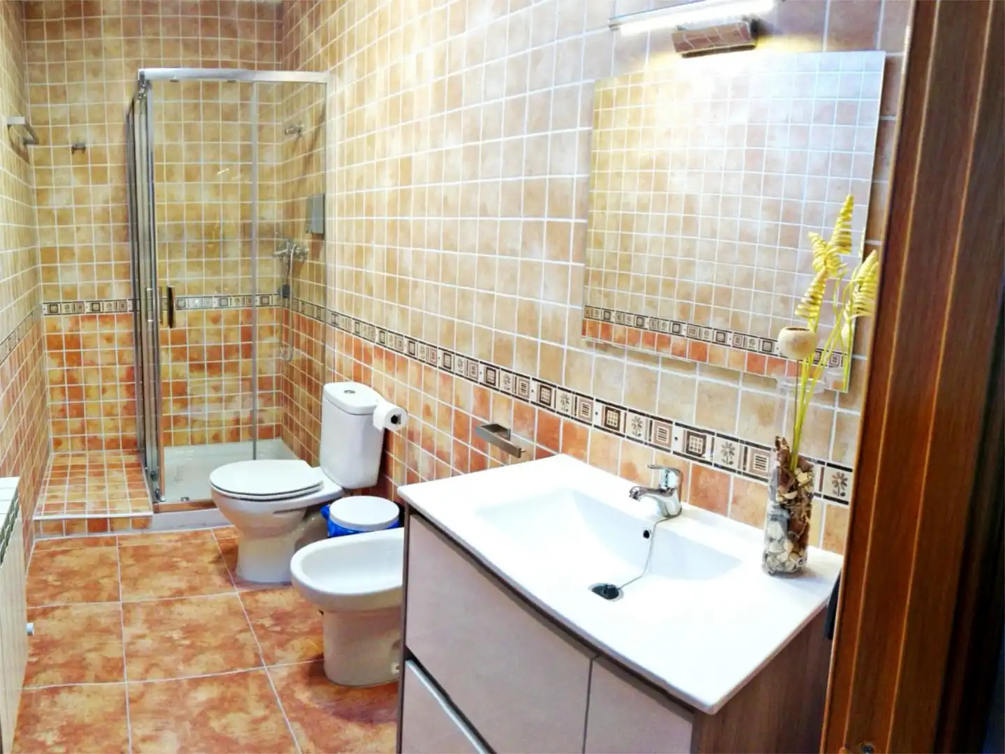 Bathroom of Flat for sale in Torrijos  with Air Conditioner and Terrace