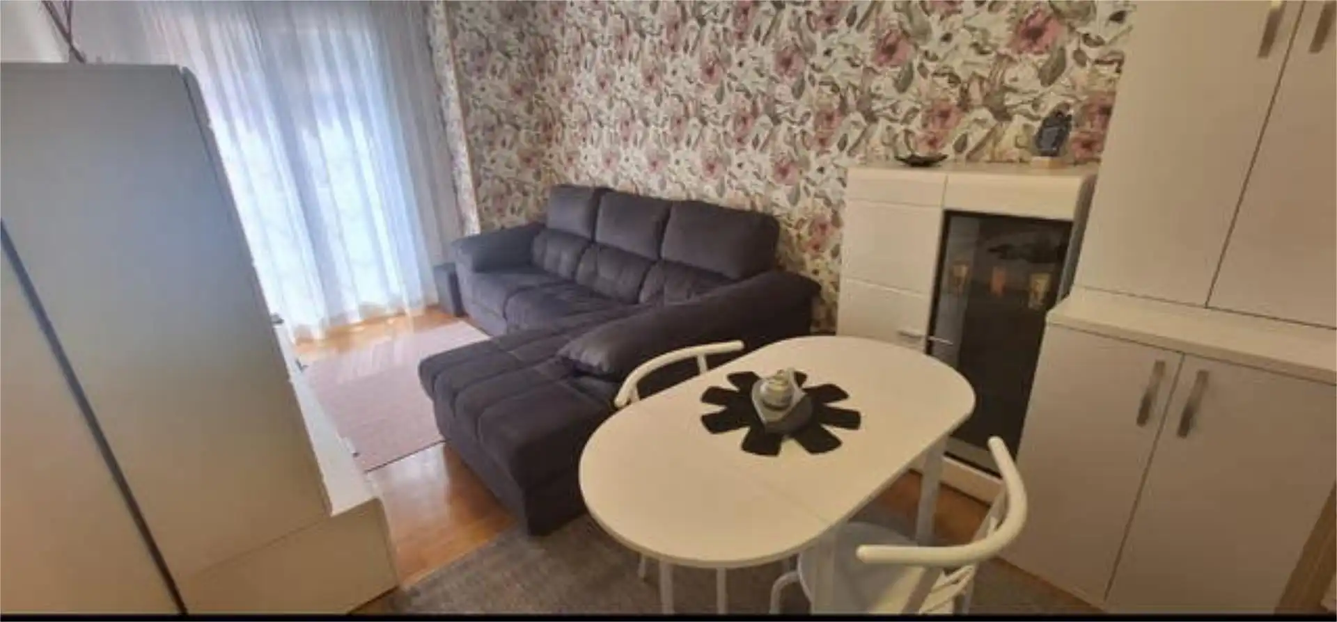 Sala de estar de Piso de alquiler en Santoña con Calefacción y Amueblado