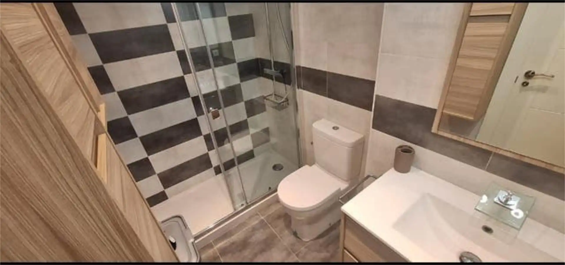 Baño de Piso de alquiler en Santoña con Calefacción y Amueblado