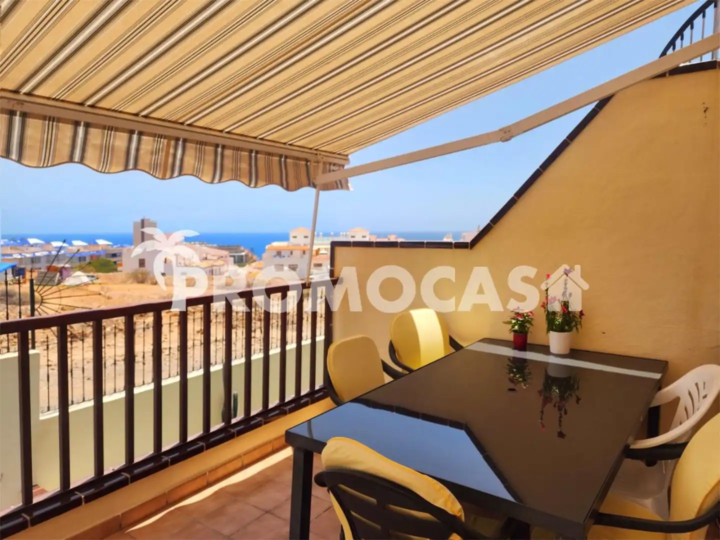 Flat for sale in Avenida San Francisco, 2, Los Cristianos Balcony of Flat for sale in Arona with Air Conditioner, Terrace and Swimming Pool