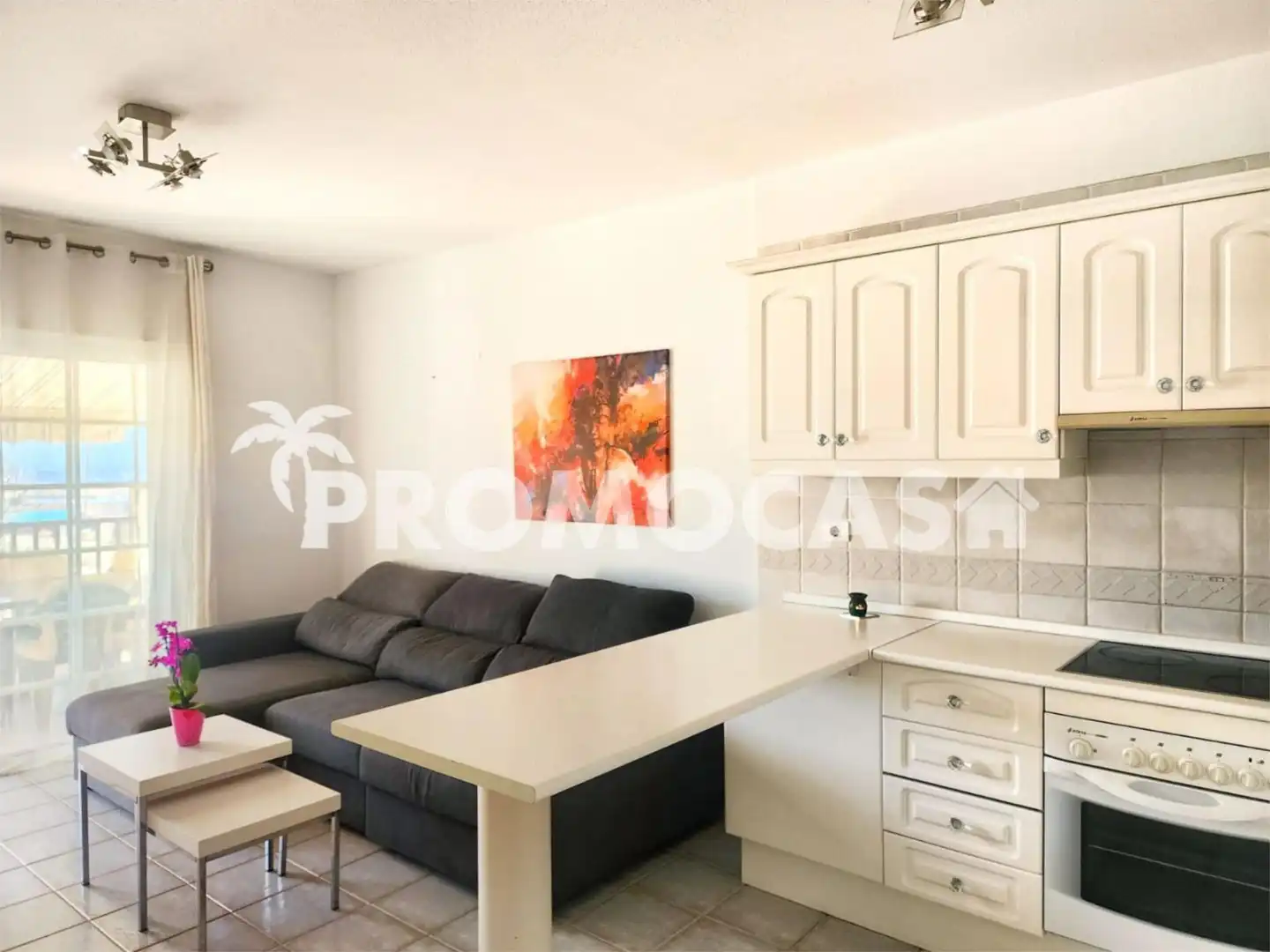 Flat for sale in Avenida San Francisco, 2, Los Cristianos Living room of Flat for sale in Arona with Air Conditioner, Terrace and Swimming Pool