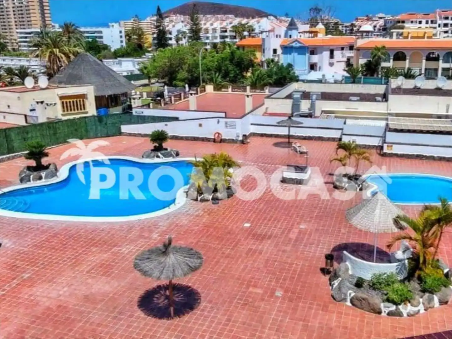 Flat for sale in Avenida San Francisco, 2, Los Cristianos Swimming pool of Flat for sale in Arona with Air Conditioner, Terrace and Swimming Pool
