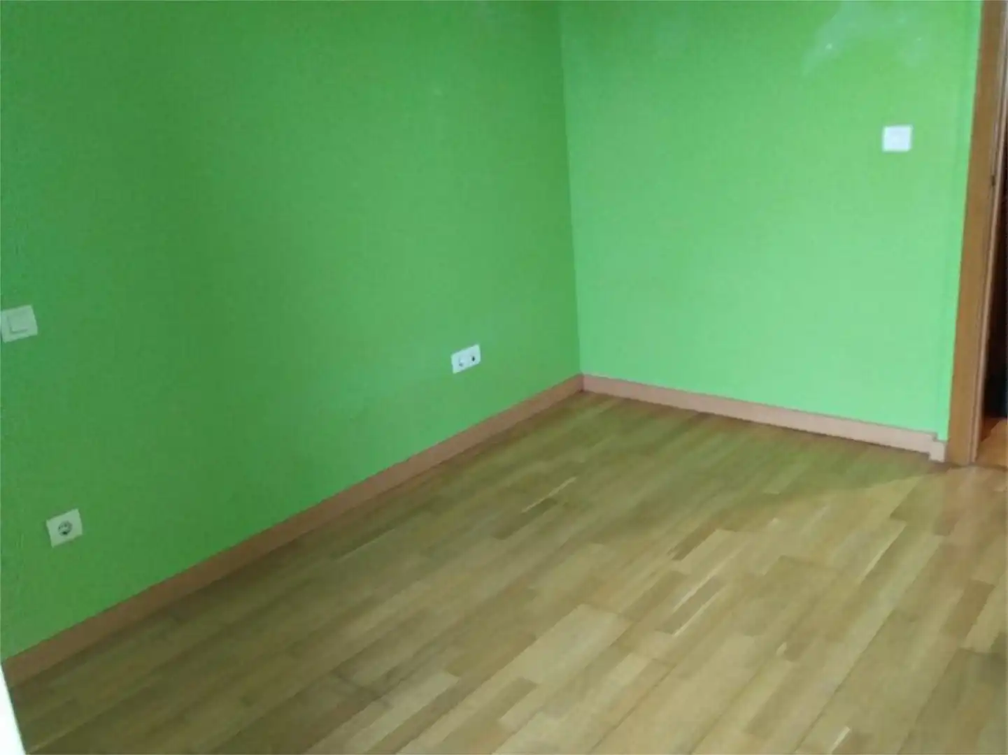 Piso en venta en Calle Helguera, 25, Penagos Habitación de Piso en venta en Penagos con Trastero y Balcón