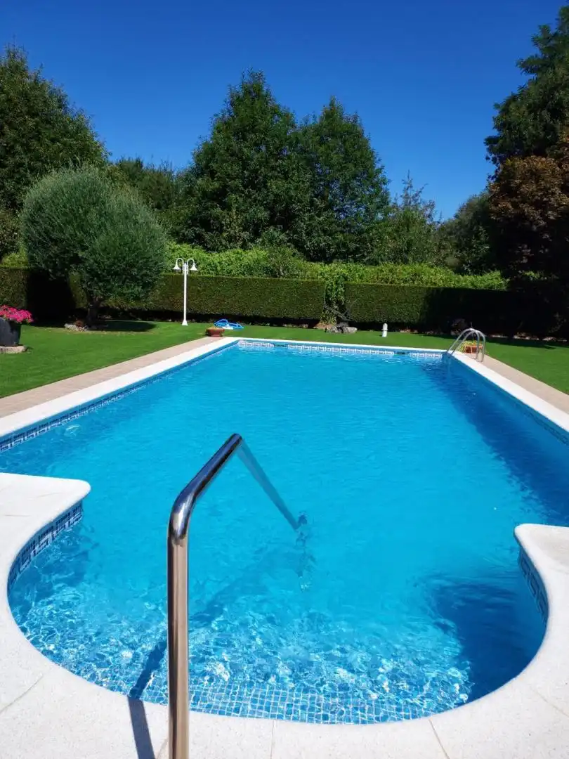 Finca rústica en venta en Aldea Outeiro, 2, San Amaro Piscina de Finca rústica en venta en San Amaro con Terraza, Piscina y Balcón