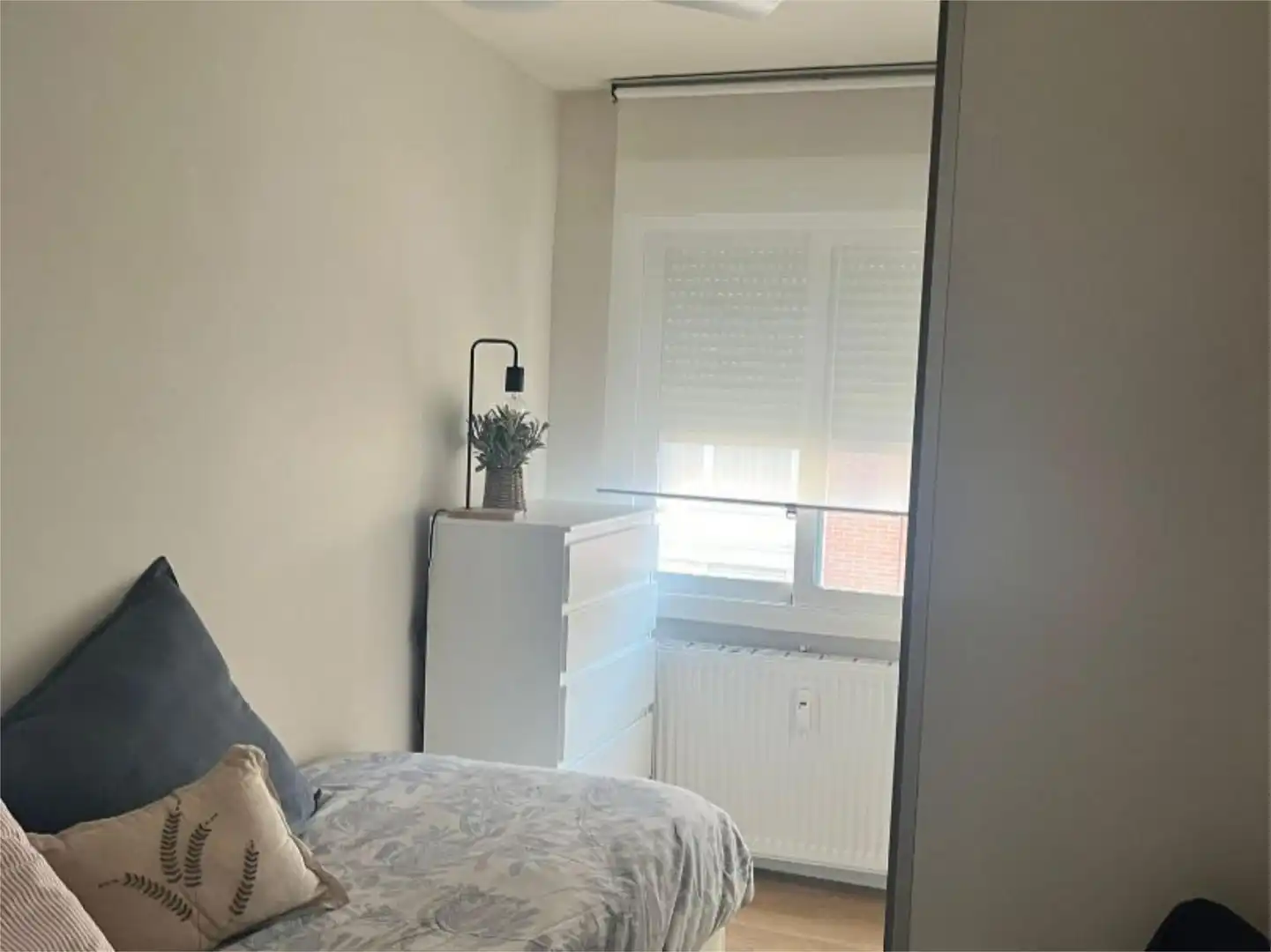 Schlafzimmer von Wohnung zur untervermieten in  Madrid Capital mit Klimaanlage, Heizung und Parkett