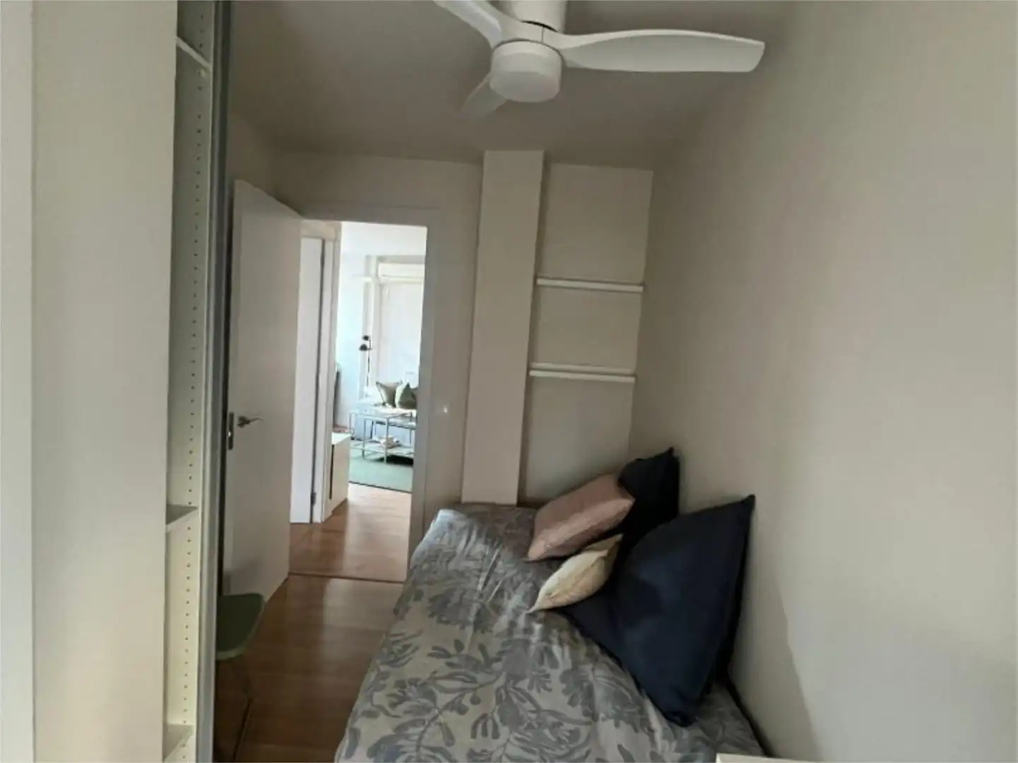 Zimmer in Calle Cerrillo, 7, Tres Olivos - Valverde Schlafzimmer von Wohnung zur untervermieten in Madrid mit Klimaanlage, Heizung und Parkett