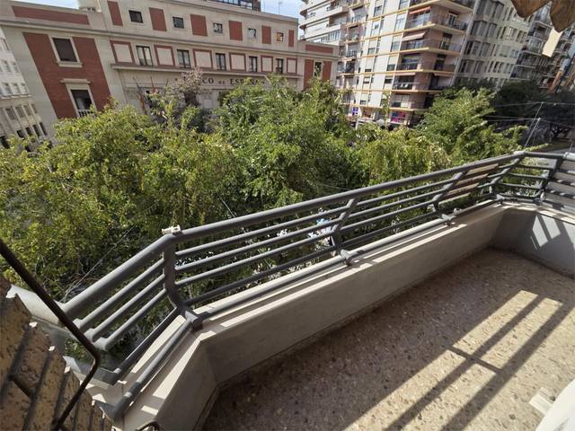 Piso en Venta en Rambla de Méndez Núñez, 38 en Casco Antiguo - Sta. Cruz - Ayuntamiento