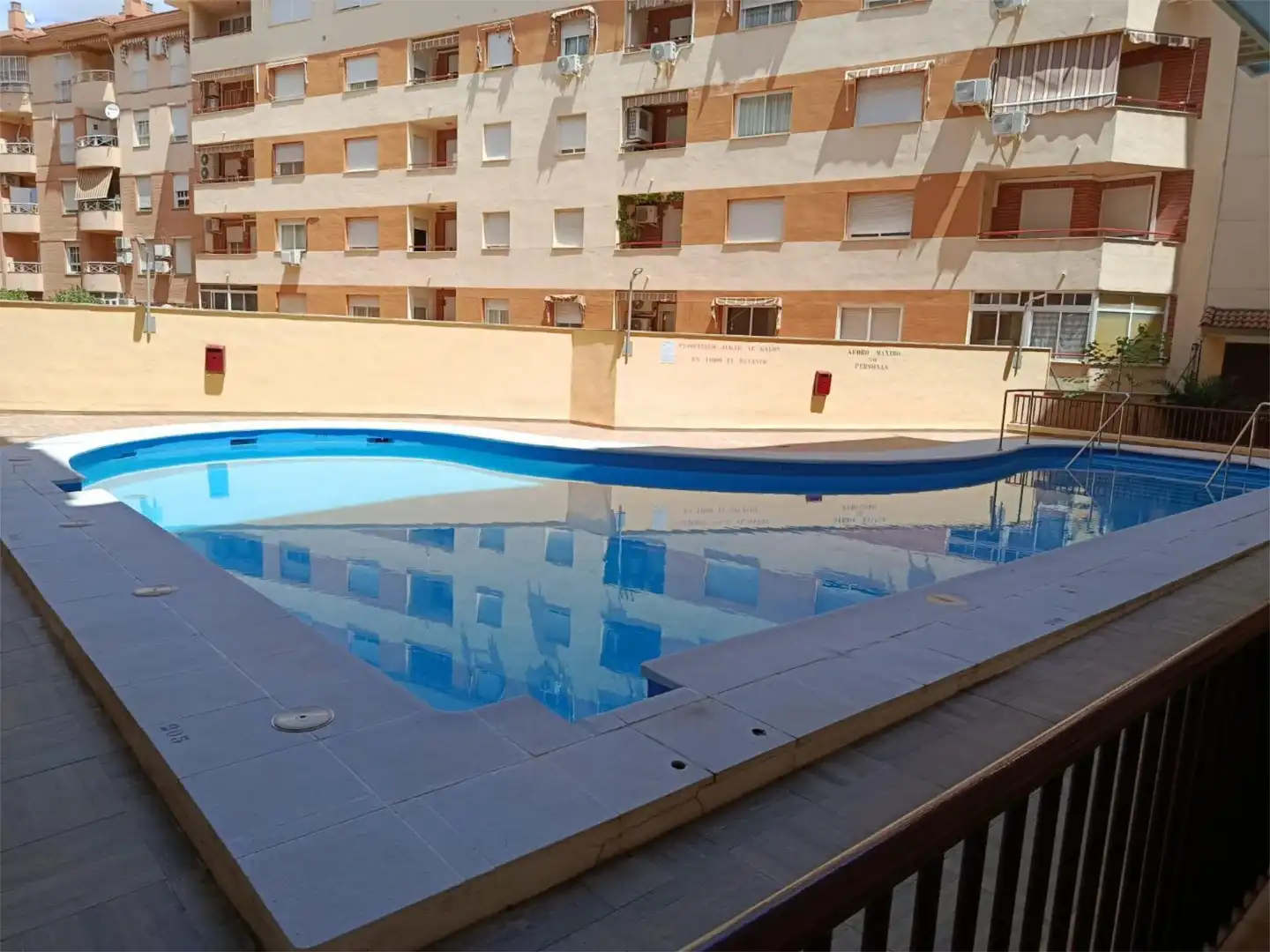 Pis en venda a Calle Melilla, 3, Renfe - Bulevar 1ª y 2ª Fase Piscina de Pis en venda en Jaén amb Aire condicionat, Calefacció i Piscina