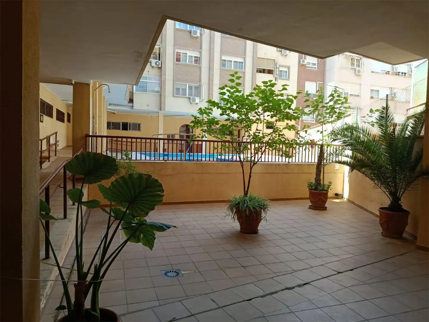 Pis en venda a Calle Melilla, 3, Renfe - Bulevar 1ª y 2ª Fase Terrassa de Pis en venda en Jaén amb Aire condicionat, Calefacció i Piscina