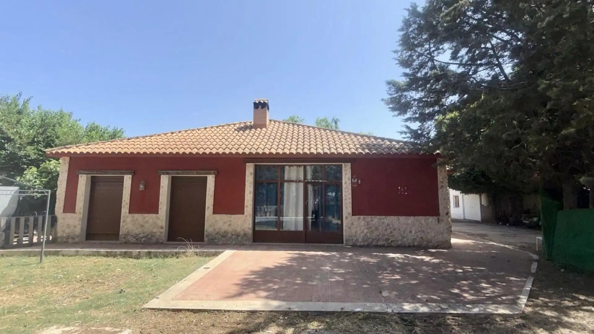 Vista exterior de Casa o chalet en venta en Ciudad Real Capital con Aire acondicionado, Terraza y Piscina