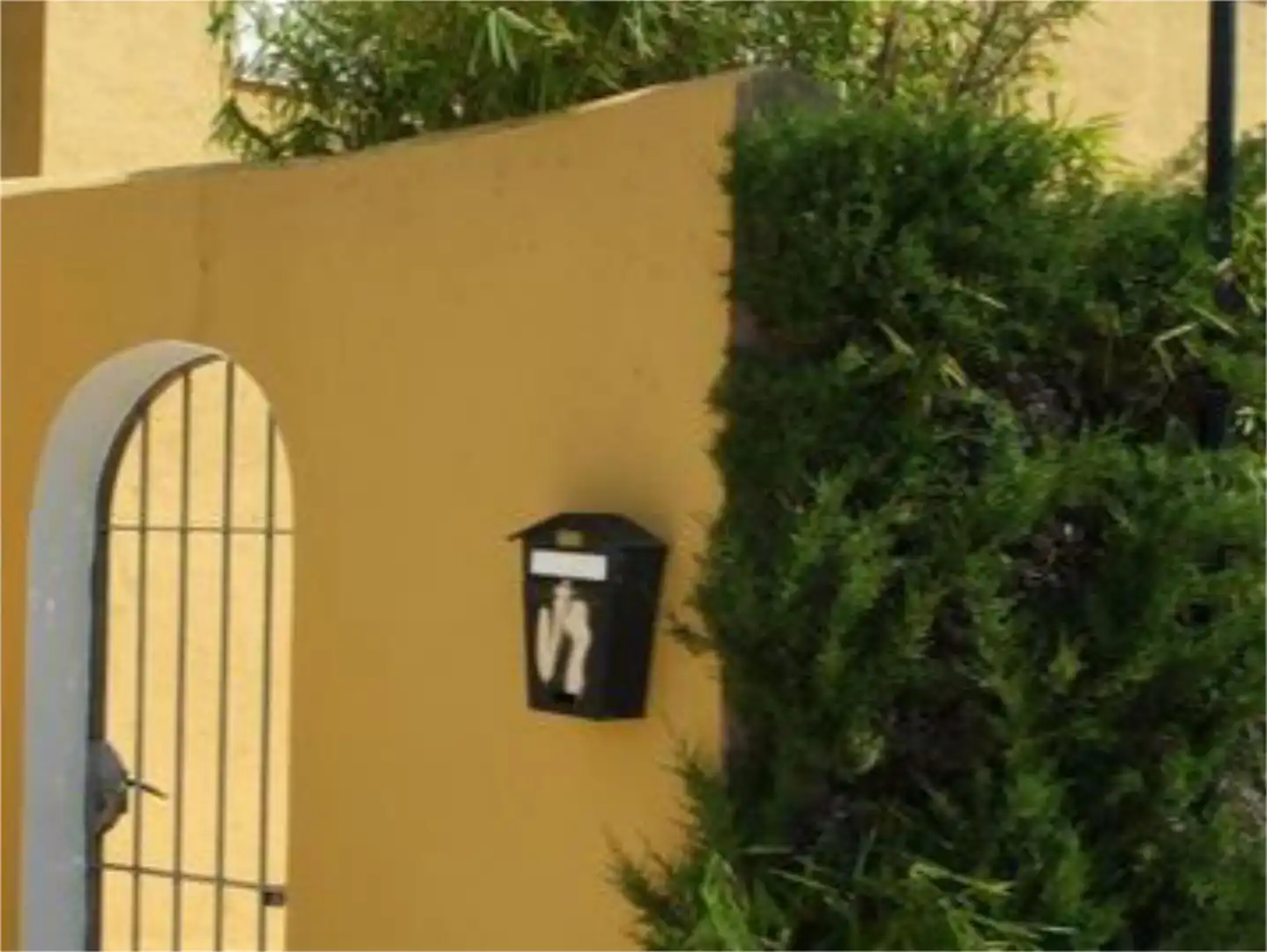 Piso en venta en Carretera Bollullos, 1v, Bollullos de la Mitación Jardín de Piso en venta en Bollullos de la Mitación con Terraza, Piscina y Balcón