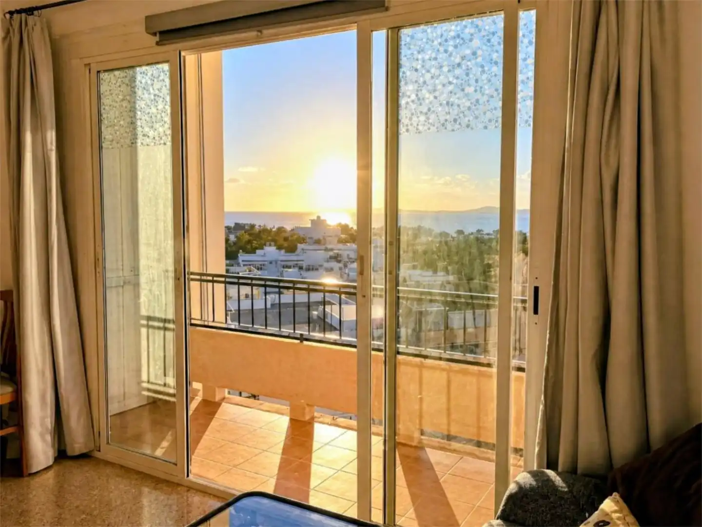 Wohnung zum Verkauf in Platja de Palma Terrasse von Wohnung zum Verkauf in Palma de Mallorca mit Terrasse und Balkon