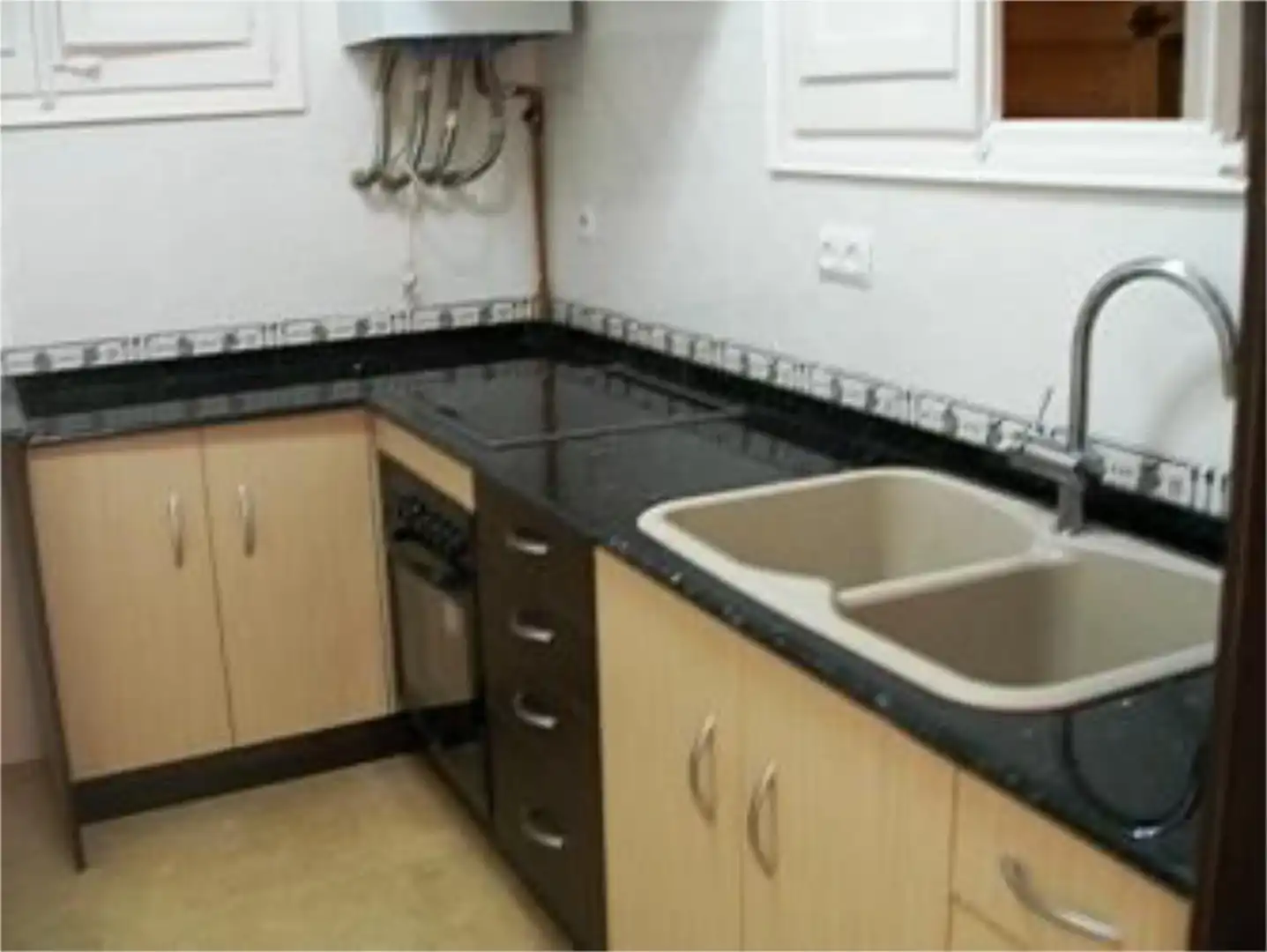 Casa o xalet en venda a Mira-sol Cuina de Casa o xalet en venda en Sant Cugat del Vallès amb Aire condicionat, Terrassa i Balcó