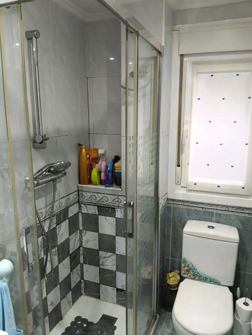 Wohnung zum Verkauf in Carretera Erkoles, 1, Amorebieta-Etxano Badezimmer von Wohnung zum Verkauf in Amorebieta-Etxano mit Heizung, Parkett und Terrasse