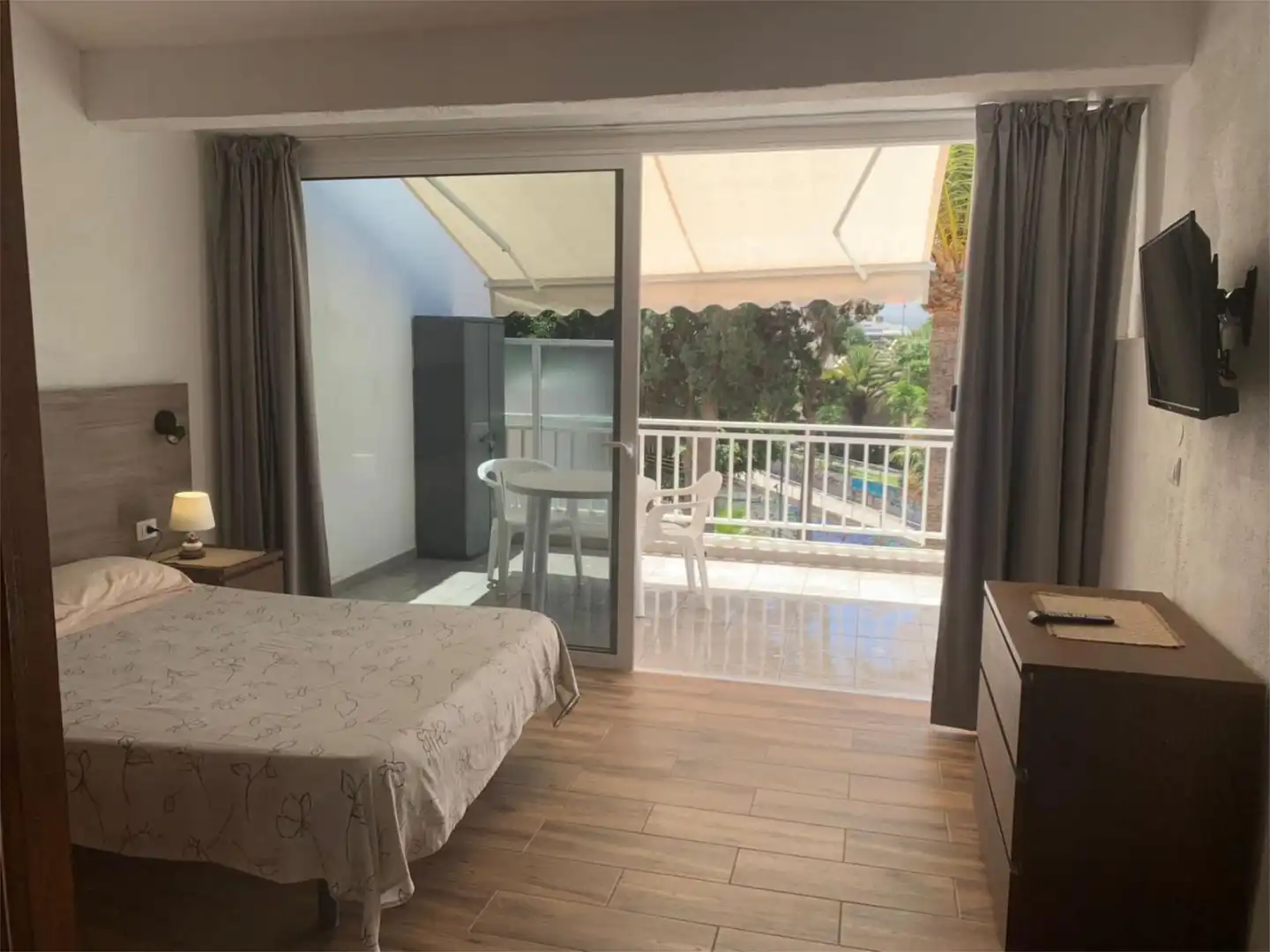 Wohnung zum Verkauf in Calle Bolivia, 2, Playa de las Américas Schlafzimmer von Wohnung zum Verkauf in Adeje mit Schwimmbad und Balkon