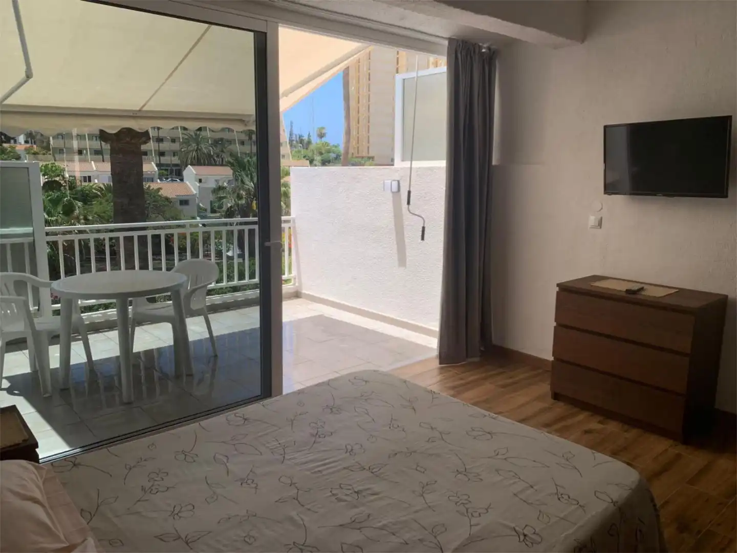 Wohnung zum Verkauf in Calle Bolivia, 2, Playa de las Américas Schlafzimmer von Wohnung zum Verkauf in Adeje mit Schwimmbad und Balkon