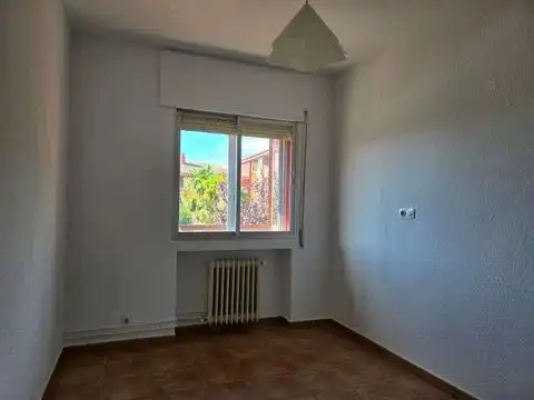 Casa o chalet en venta en Calle Hurtada, 16, Hoyo de Manzanares Habitación de Casa o chalet en venta en Hoyo de Manzanares con Piscina