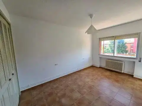Casa o chalet en venta en Calle Hurtada, 16, Hoyo de Manzanares Habitación de Casa o chalet en venta en Hoyo de Manzanares con Piscina