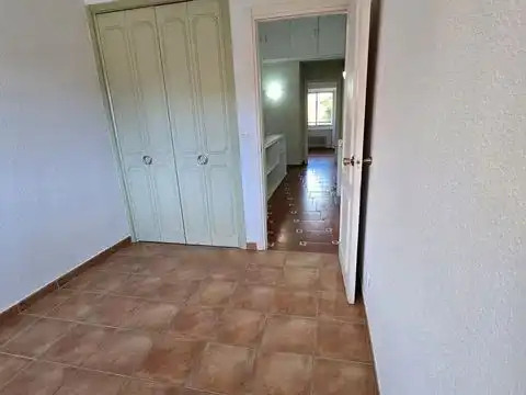 Casa o chalet en venta en Calle Hurtada, 16, Hoyo de Manzanares Habitación de Casa o chalet en venta en Hoyo de Manzanares con Piscina