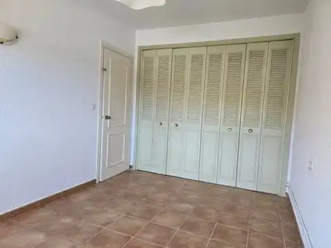 Casa o chalet en venta en Calle Hurtada, 16, Hoyo de Manzanares Habitación de Casa o chalet en venta en Hoyo de Manzanares con Piscina