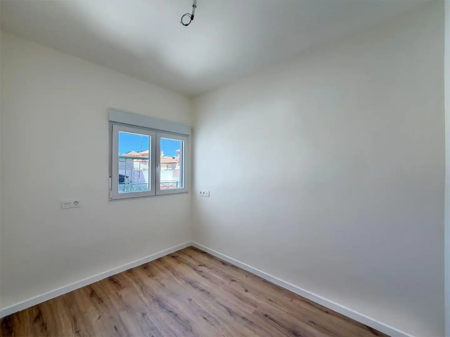 Casa adosada en venta en Calle España, 30, Avda. De los Ogíjares