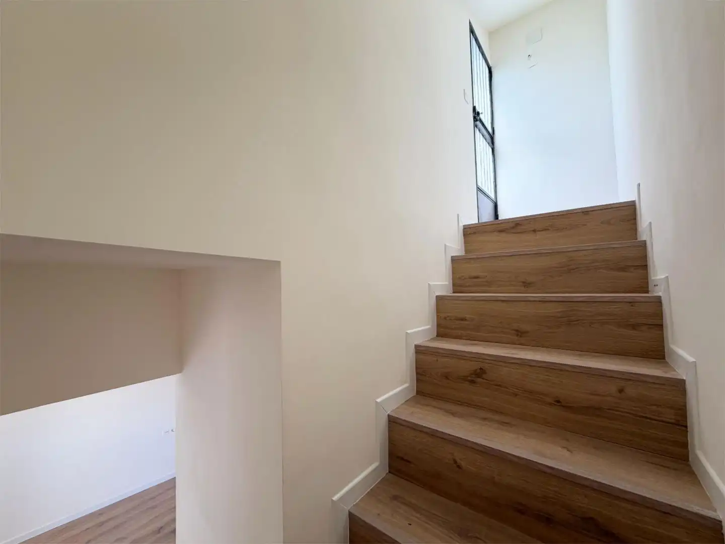 Casa adosada en venta en Calle España, 30, Avda. De los Ogíjares