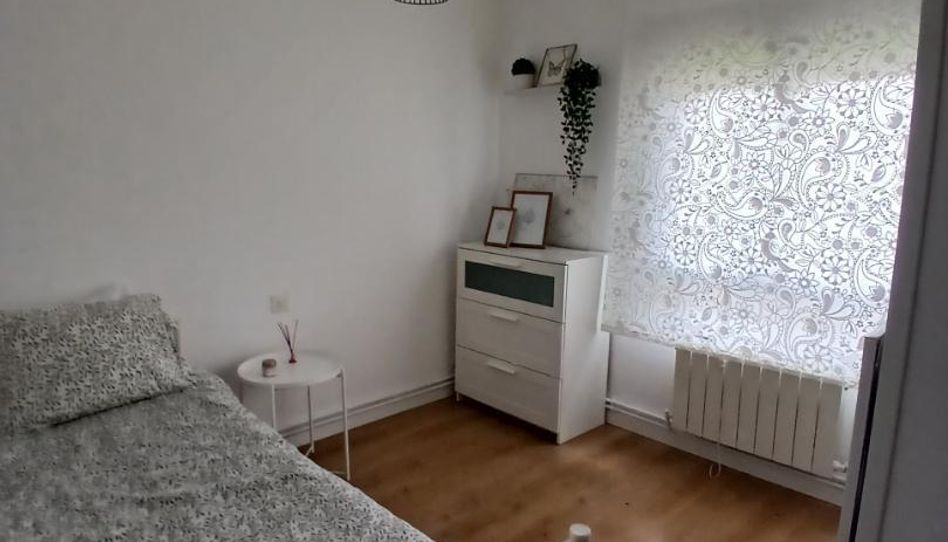 Room in Calle de Aramayona, 2, Rejas, Madrid Capital - image 1 Photo 1 of Room in Calle de Aramayona, 2, Rejas, Madrid Capital