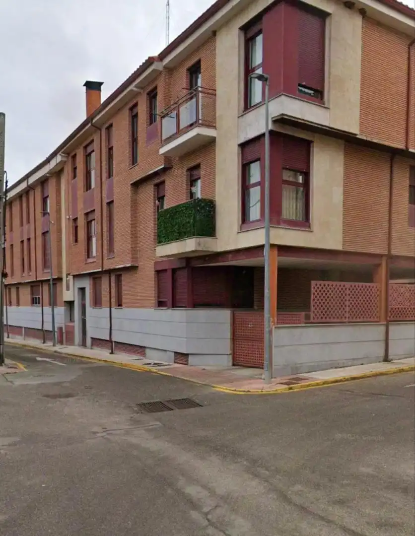 Vista exterior de Garaje de alquiler en San Cristóbal de la Cuesta