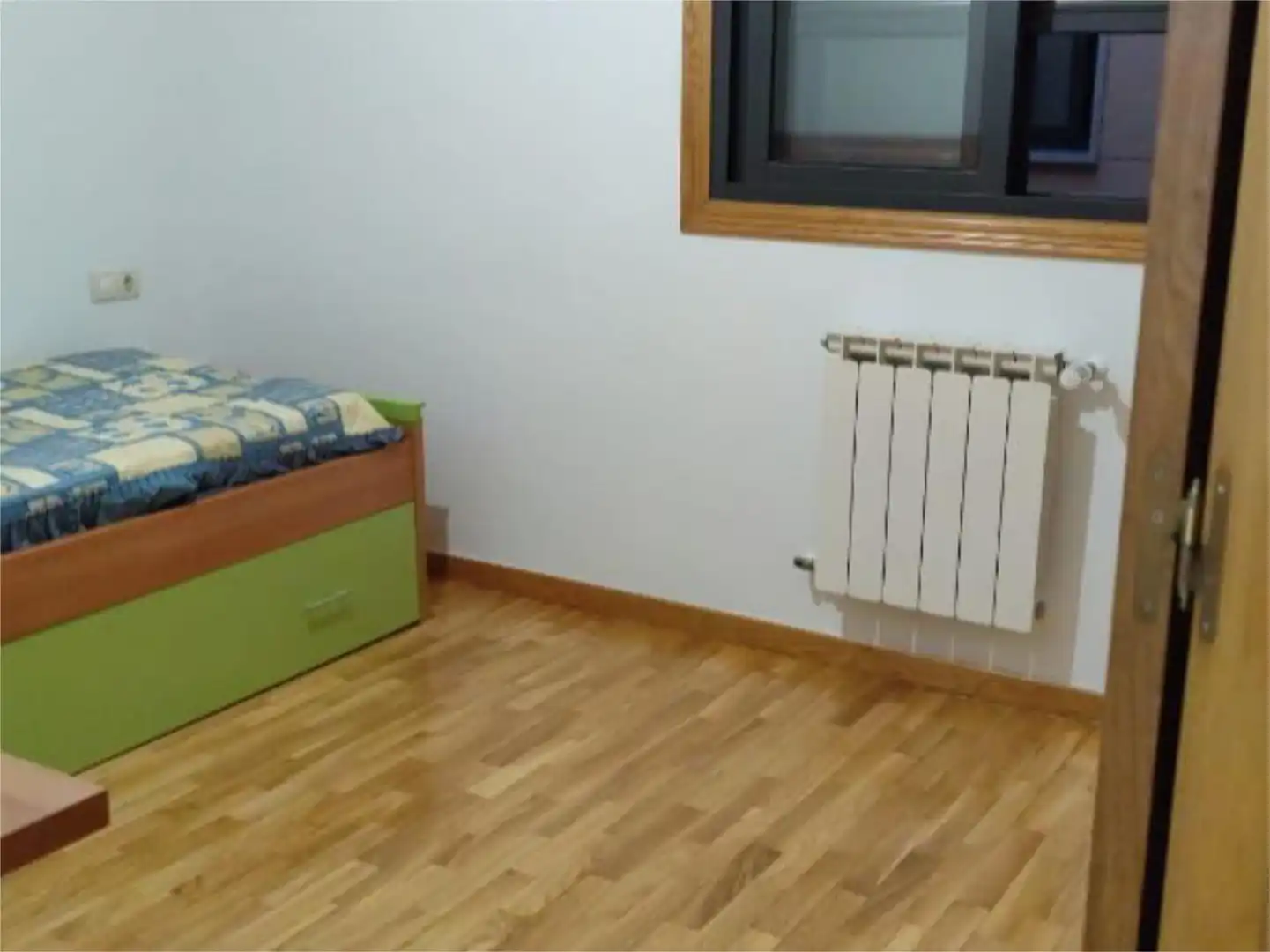 Piso en venta en Rúa Pontevedra, 2, Salceda de Caselas Habitación de Piso en venta en Salceda de Caselas con Calefacción, Parquet y Terraza