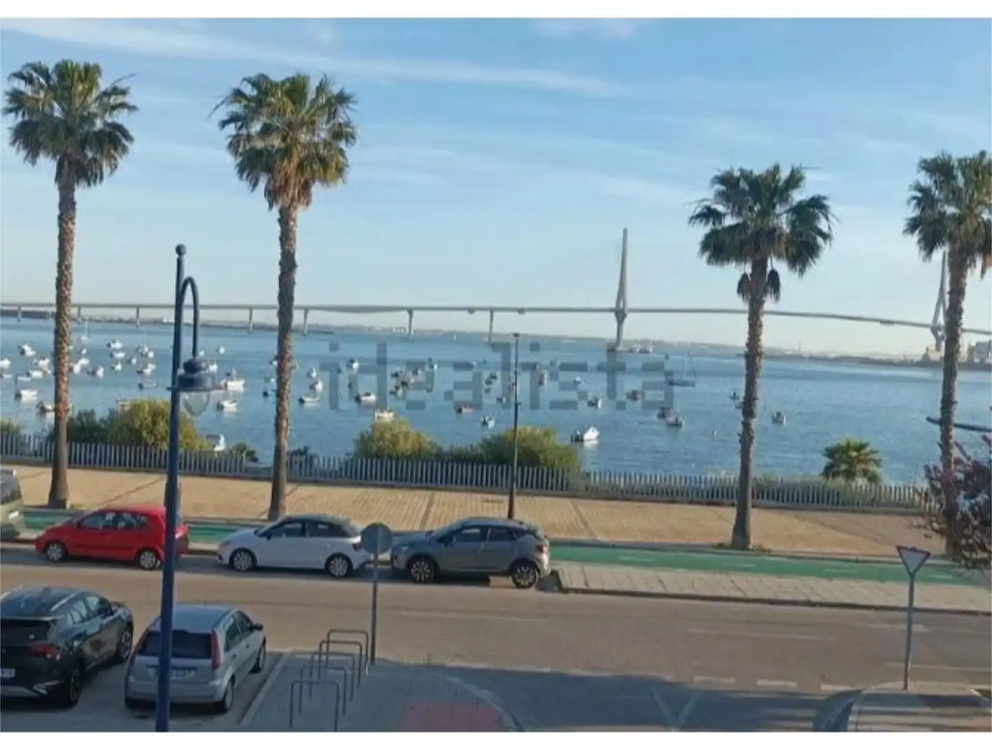 Vista exterior de Piso en venta en Cádiz con Aire acondicionado, Calefacción y Jardín privado