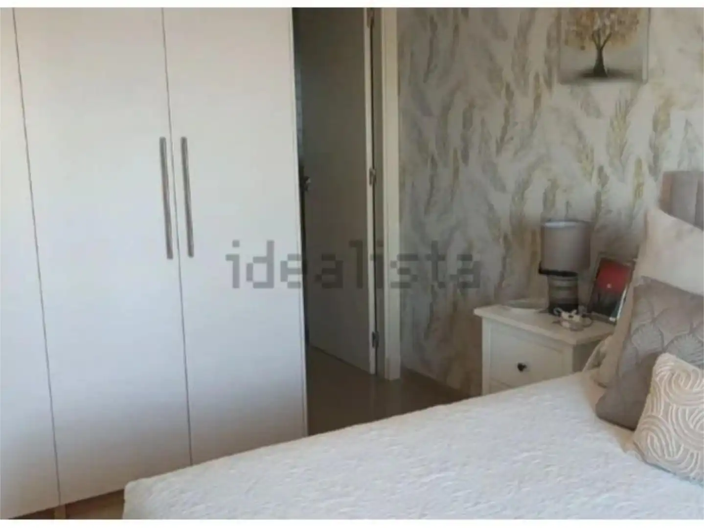 Pis en venda a Avenida de la Bahia, Astilleros - La Paz - Loreto - El Corte Inglés Dormitori de Pis en venda en Cádiz amb Aire condicionat, Calefacció i Jardí privat
