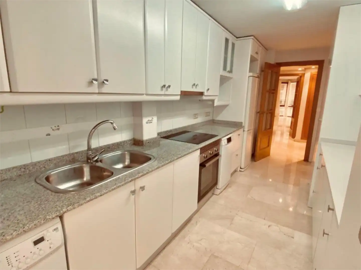 Piso en venta en Plaza Puerta Nueva, 2, San Lorenzo Piso en venta en Plaza Puerta Nueva, 2, San Lorenzo