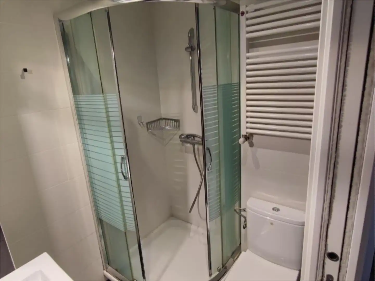 Baño de Piso en venta en Lasarte-Oria con Balcón