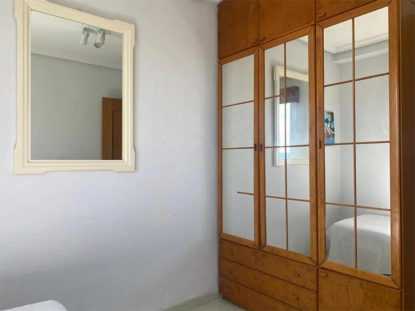 Wohnung zum Verkauf in Avinguda de Les Gavines, 191, El Perellonet Schlafzimmer von Wohnung zum Verkauf in Valencia Capital mit Schwimmbad und Balkon