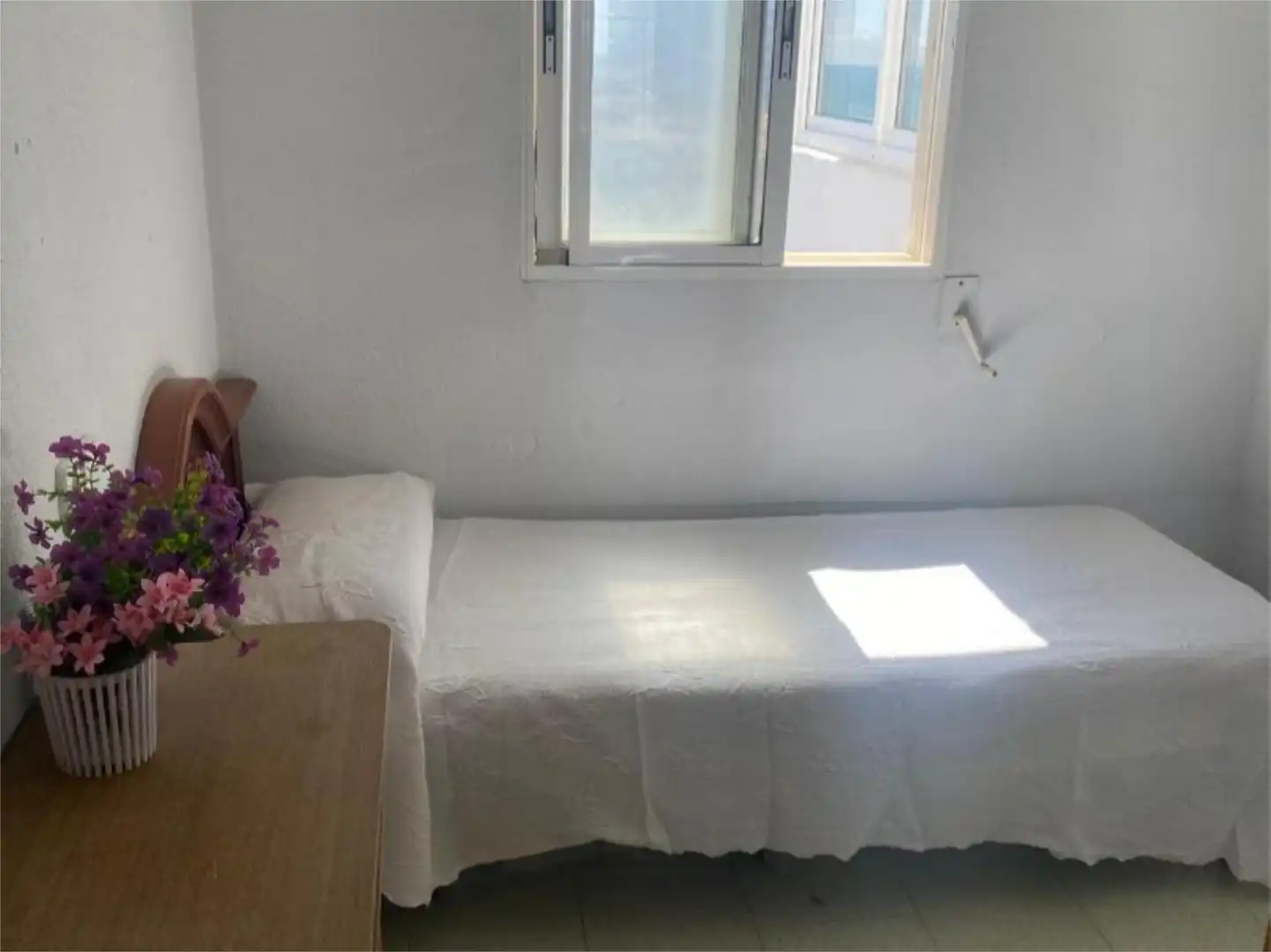Wohnung zum Verkauf in Avinguda de Les Gavines, 191, El Perellonet Schlafzimmer von Wohnung zum Verkauf in Valencia Capital mit Schwimmbad und Balkon