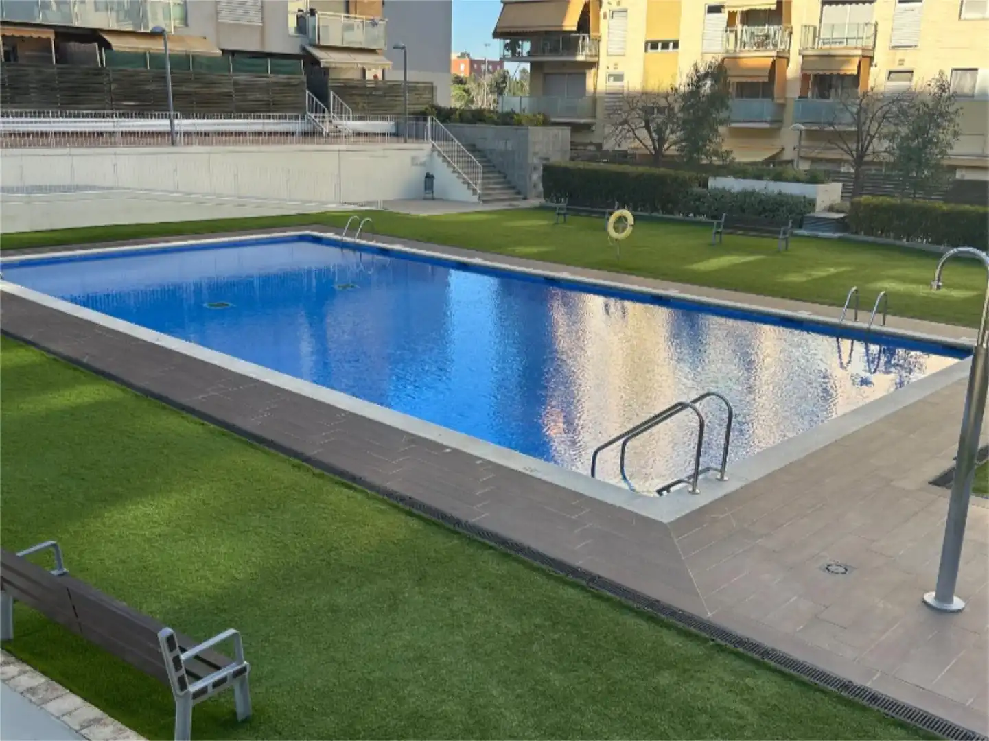 Piscina de Pis en venda en Barberà del Vallès amb Aire condicionat, Piscina i Balcó
