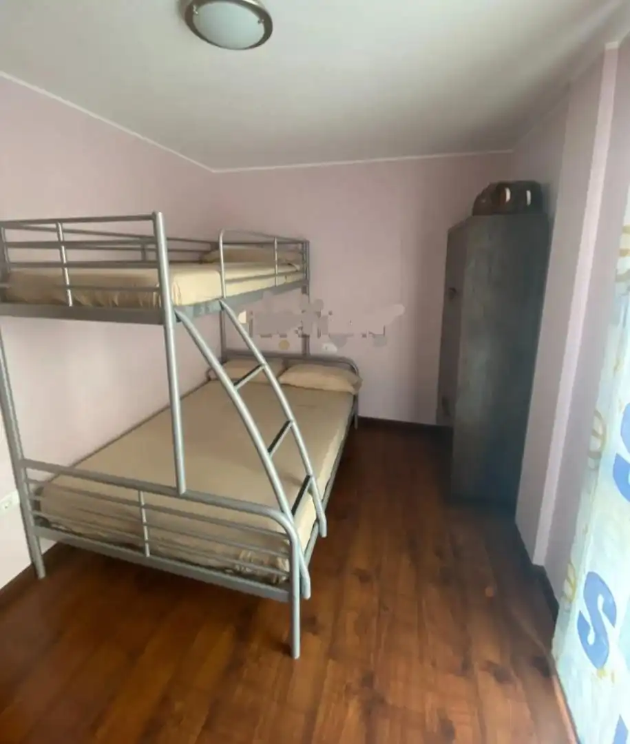 Bedroom of Flat for share in El Pont de Suert  with Heating, Furnished and Oven