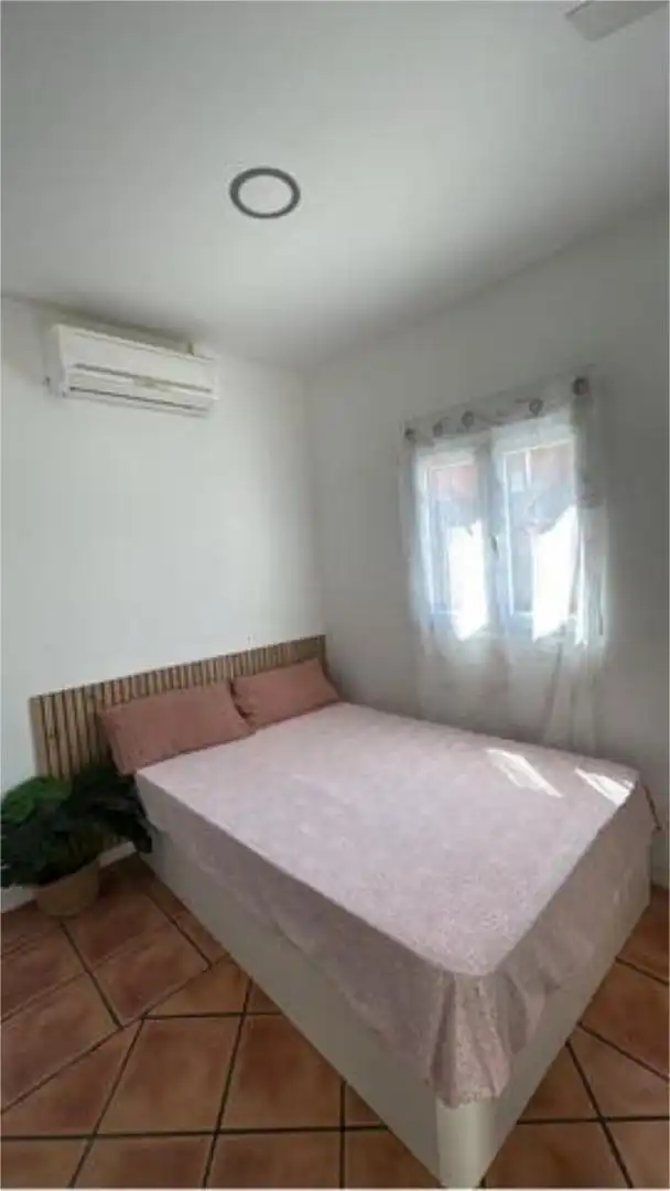 Dormitori de Apartament de lloguer en Rivas-Vaciamadrid amb Calefacció, Jardí privat i Terrassa