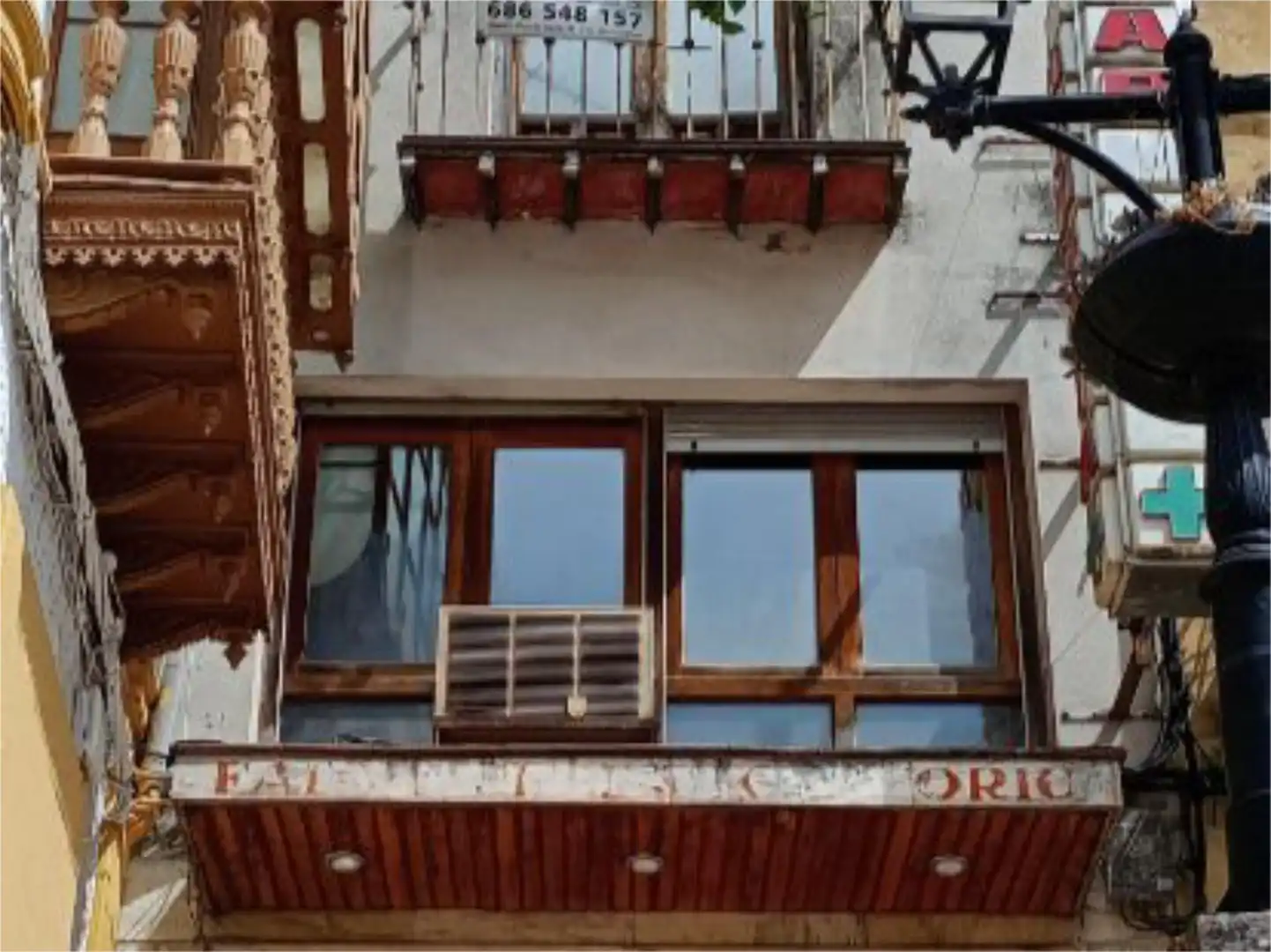 Vista exterior de Casa adosada en venda en Villanueva del Arzobispo amb Calefacció i Balcó