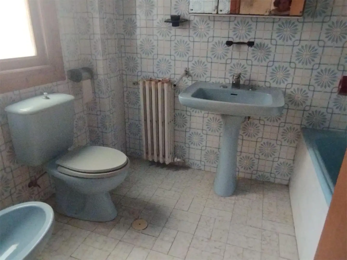 Bany de Casa adosada en venda en Villanueva del Arzobispo amb Calefacció i Balcó