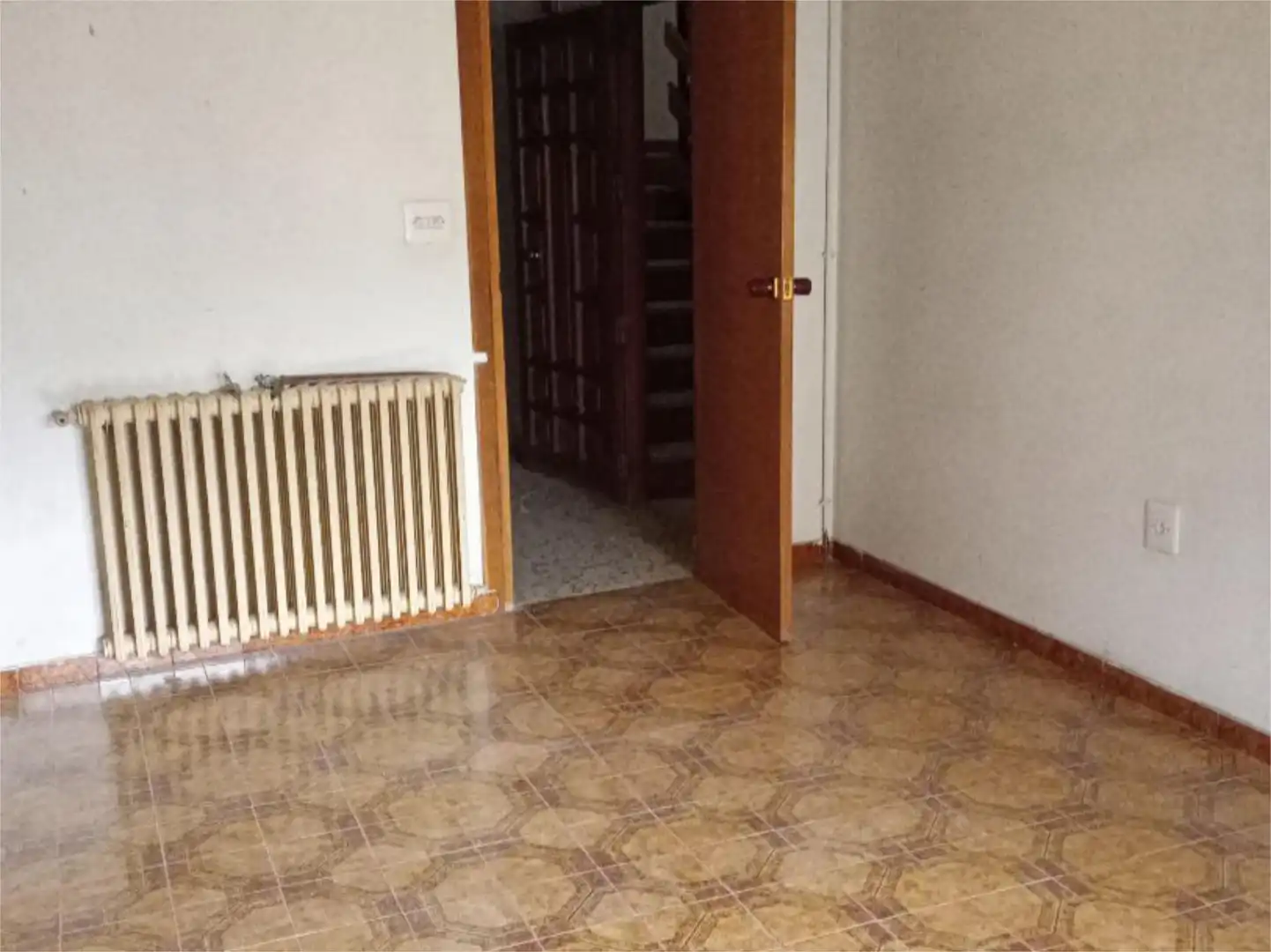 Casa adosada en venda en Villanueva del Arzobispo amb Calefacció i Balcó