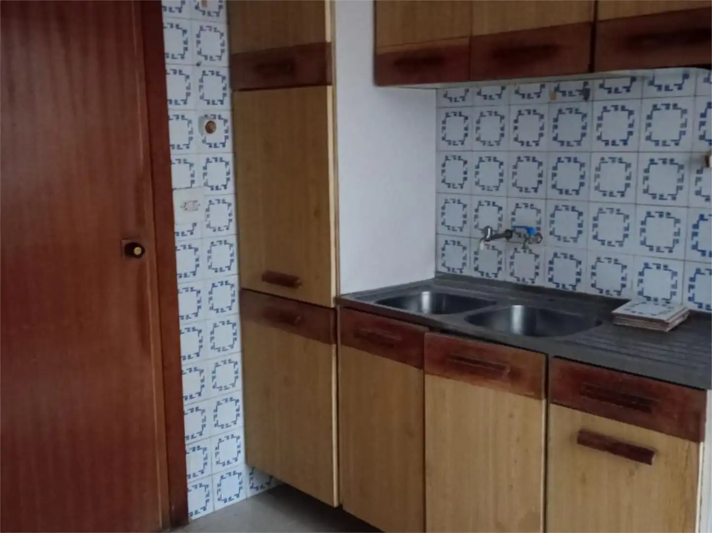 Cuina de Casa adosada en venda en Villanueva del Arzobispo amb Calefacció i Balcó