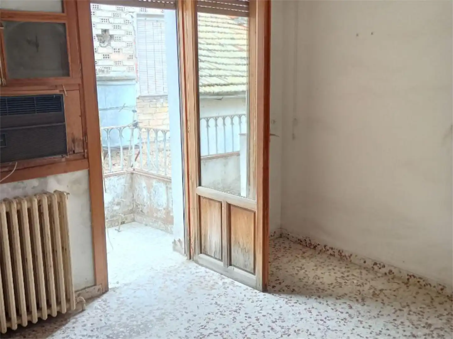 Casa adosada en venda en Villanueva del Arzobispo amb Calefacció i Balcó
