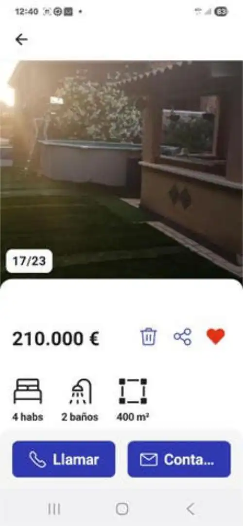 Casa adosada en venda a Alhambra Casa adosada en venda en Alhambra amb Jardí privat, Terrassa i Piscina
