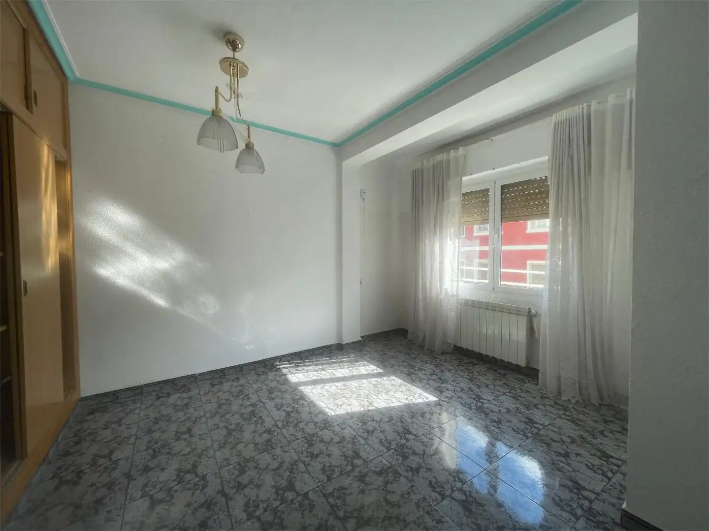 Habitación de Piso en venta en Zaragoza con Aire acondicionado y Calefacción
